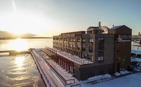 Pier B Resort